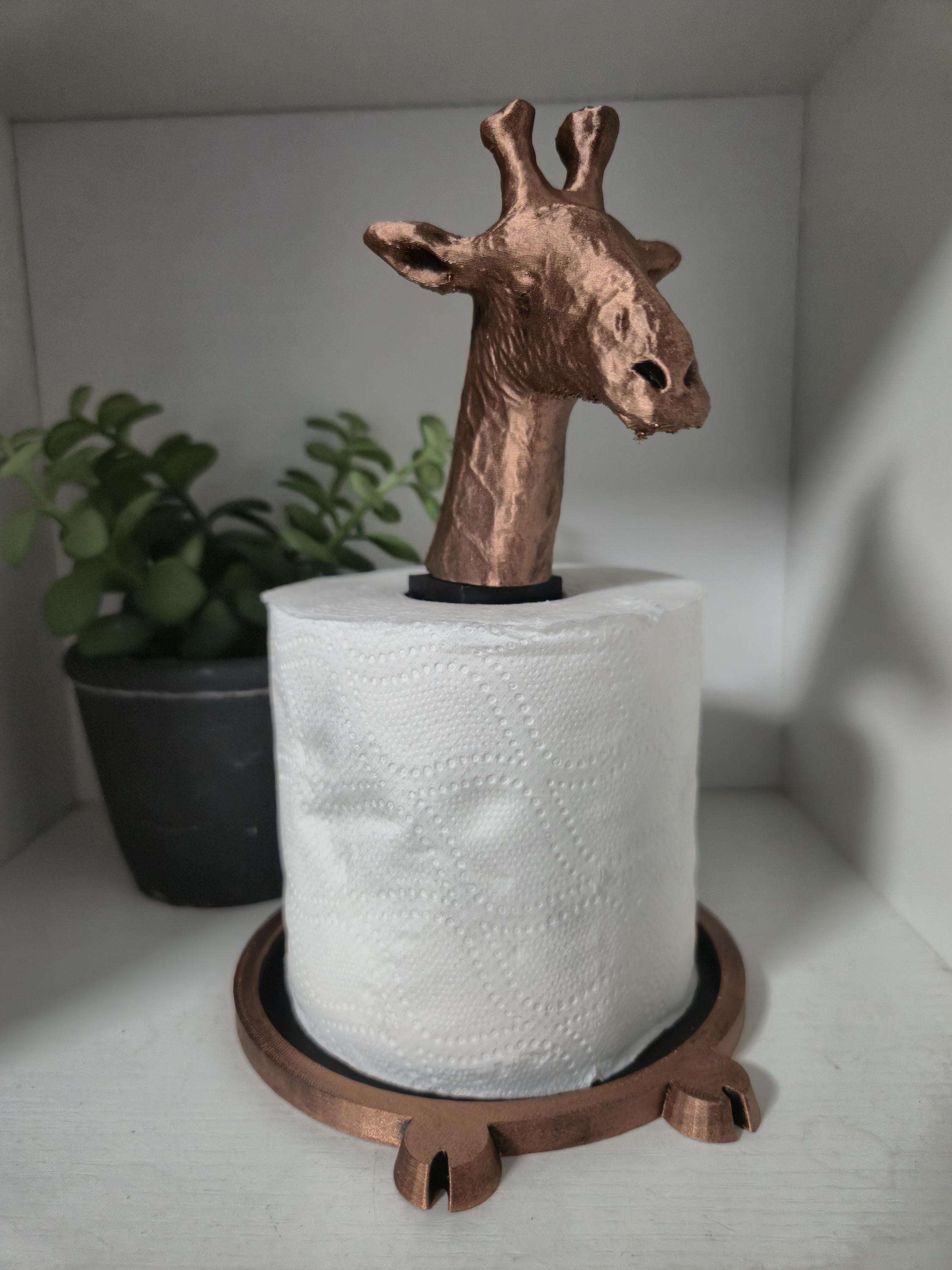 Quirky Giraffe Toilet Roll Holder – 3D Printed Bathroom Accessory - Bronze